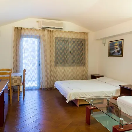 Sms * Budva